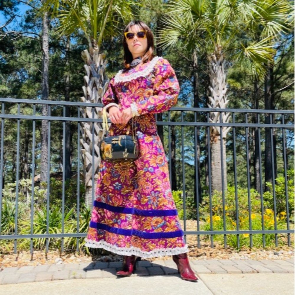 FAIRY LILAC VICTORIAN STYLE DRESS